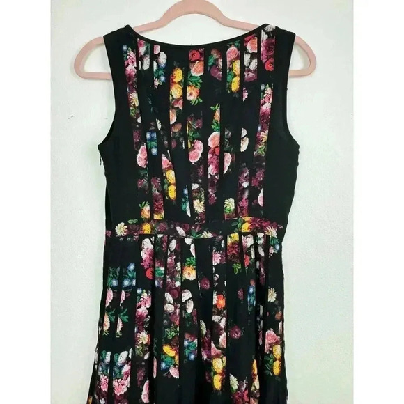 Adrianna Pappell Fractured Floral Print Dress Fit and Flare Size 4 wedding guest - Picture 7 of 8